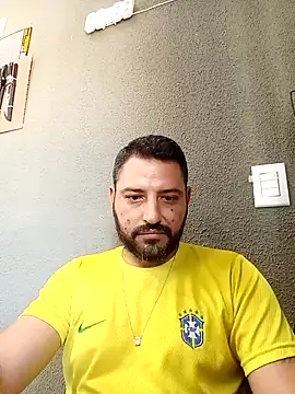 Snapshot of P4uzud4O chatting on April 5, 2026, 11:39 am P4uzud4O online show from April 5, 2026, 11:39 am