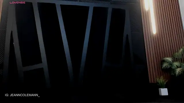 JeanColleman online show from November 28, 2025, 11:16 pm