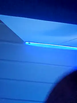 Amir334  online show from November 28, 2025, 7:47 pm