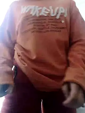 Snapshot of samanta_rosas1 chatting on January 15, 2025, 5:58 pm samanta rosas1 online show from January 15, 2025, 5:58 pm