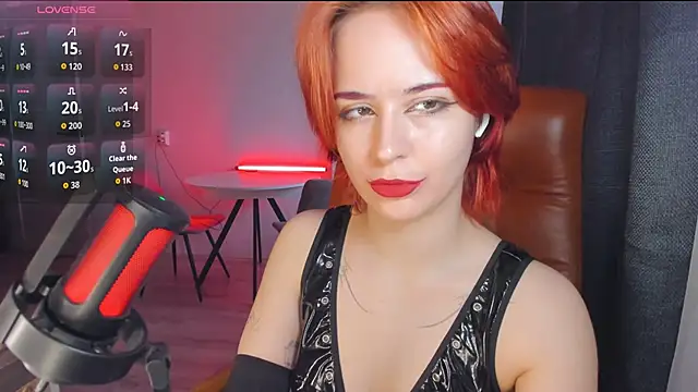 Snapshot of mollyposhh chatting on September 24, 2025, 3:07 pm mollyposhh online show from September 24, 2025, 3:07 pm