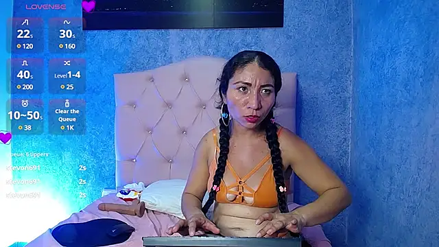 jennaa milf  online show from March 13, 2025, 10:54 pm