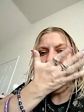 Playmate86 online show from February 27, 2025, 6:09 pm