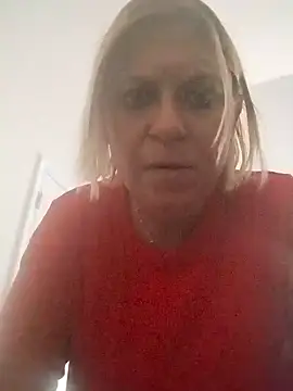 Playmate86 online show from December 5, 2024, 4:06 pm