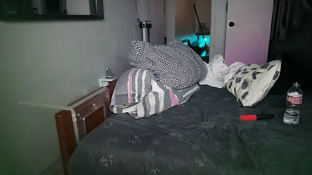 Snapshot of RawOkie chatting on February 28, 2026, 10:53 pm RawOkie online show from February 28, 2026, 10:53 pm