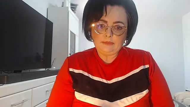 Amandamuller1982 online show from May 14, 2026, 10:12 am