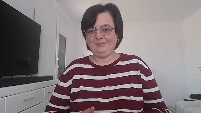 Snapshot of Amandamuller1982 chatting on March 10, 2025, 9:45 am Amandamuller1982 online show from March 10, 2025, 9:45 am