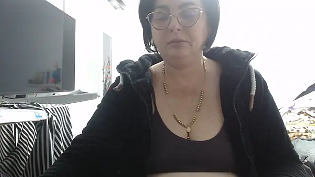 Snapshot of Amandamuller1982 chatting on October 25, 2025, 10:43 pm Amandamuller1982 online show from October 25, 2025, 10:43 pm