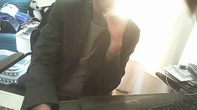 shyfrenchcock1 online show from March 17, 2026, 2:20 pm