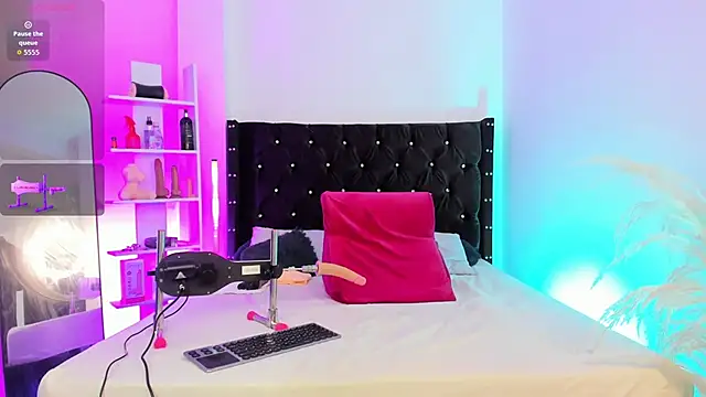 Duriel  online show from November 13, 2025, 6:34 pm