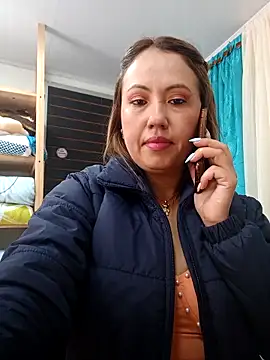 Snapshot of VIOLETA-25_ chatting on September 11, 2025, 3:23 pm VIOLETA-25 online show from September 11, 2025, 3:23 pm