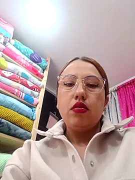 Snapshot of VIOLETA-25_ chatting on March 18, 2025, 5:01 pm VIOLETA-25 online show from March 18, 2025, 5:01 pm