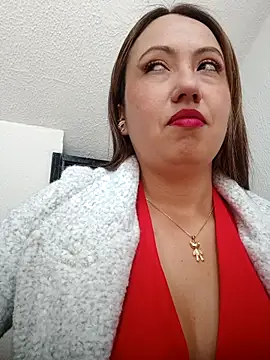 Snapshot of VIOLETA-25_ chatting on September 10, 2025, 3:33 pm VIOLETA-25 online show from September 10, 2025, 3:33 pm
