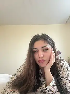 Sweet Khalifa  online show from December 20, 2024, 8:28 am