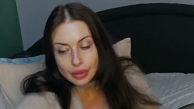 Snapshot of Mia_Lovi chatting on February 27, 2025, 9:58 pm Mia Lovi online show from February 27, 2025, 9:58 pm