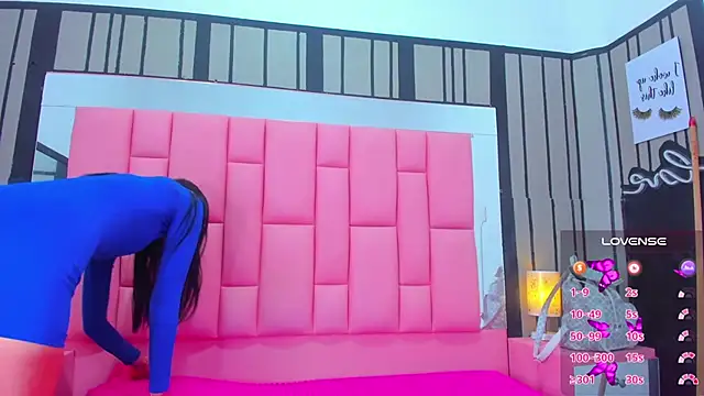 Ashleimoss online show from January 31, 2025, 11:35 am