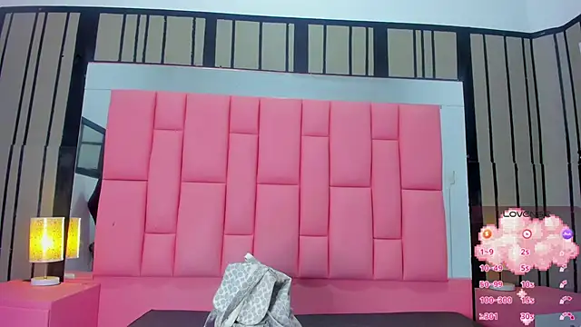 Ashleimoss online show from February 10, 2025, 11:46 am