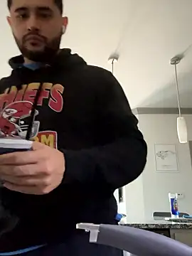 LATINMOBB online show from January 14, 2026, 7:28 pm