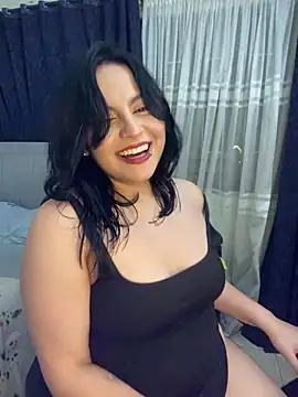 Snapshot of PoliBenett_ chatting on March 2, 2025, 1:15 am PoliBenett online show from March 2, 2025, 1:15 am