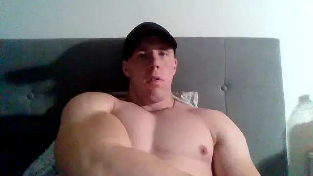 Snapshot of parkerxmuscle chatting on January 12, 2025, 4:18 pm parkerxmuscle online show from January 12, 2025, 4:18 pm