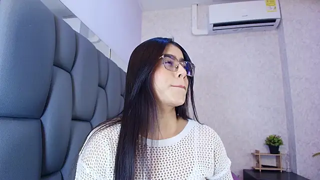 Snapshot of Amy_wats0n chatting on March 24, 2026, 7:03 pm Amy wats0n online show from March 24, 2026, 7:03 pm