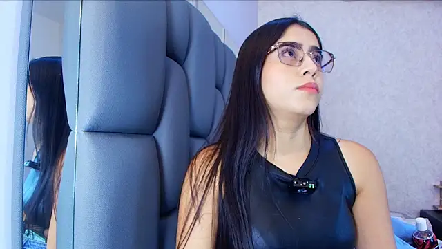 Snapshot of Amy_wats0n chatting on March 16, 2026, 7:16 pm Amy wats0n online show from March 16, 2026, 7:16 pm