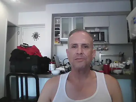 Diegoperrote682661 online show from April 26, 2026, 10:18 pm