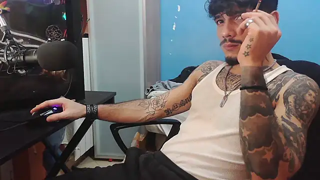 Badboyi1997 online show from February 9, 2026, 10:19 pm