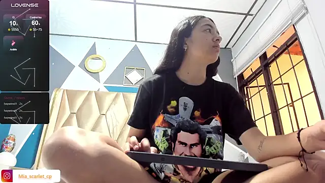 Mia scarlet69 online show from September 16, 2025, 12:06 pm