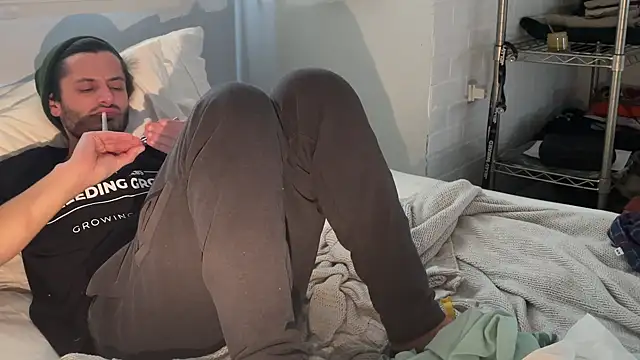 Dylansd online show from December 28, 2024, 1:59 pm