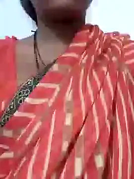 riya houswife online show from December 25, 2024, 10:17 am