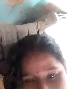 riya houswife online show from November 18, 2025, 6:17 am