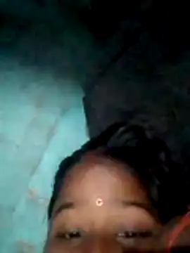 riya houswife online show from November 19, 2025, 3:45 pm