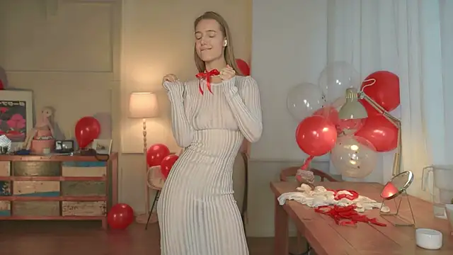 solar bella online show from February 14, 2025, 3:05 pm