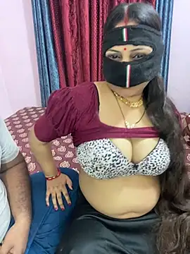 Snapshot of mickey_love chatting on February 5, 2026, 5:25 am mickey love online show from February 5, 2026, 5:25 am