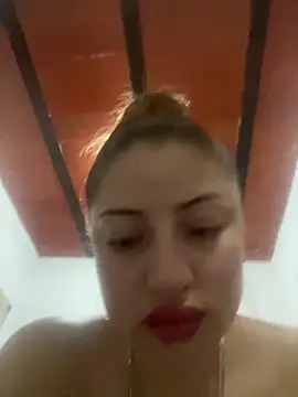 Snapshot of cristal-evanns chatting on May 26, 2026, 7:01 pm cristal-evanns online show from May 26, 2026, 7:01 pm