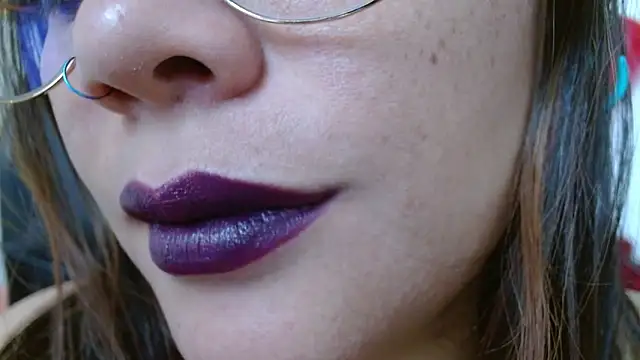 Snapshot of miss_evoleth2 chatting on February 15, 2026, 7:02 pm miss evoleth2 online show from February 15, 2026, 7:02 pm