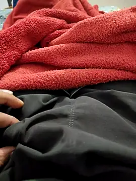 delhiboyooo online show from November 1, 2025, 6:46 pm