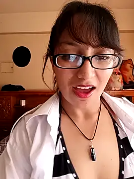 Lucy Chery online show from September 10, 2025, 7:24 pm