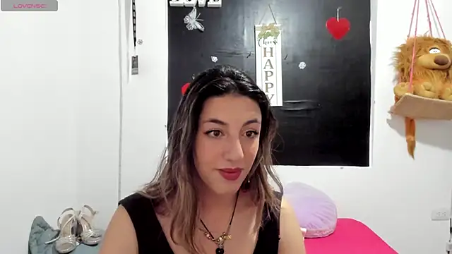 queen-natty online show from January 12, 2025, 7:21 pm