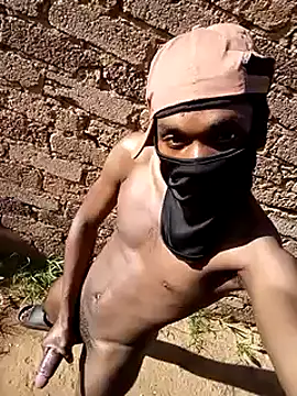 Snapshot of FuckMeNice24 chatting on February 25, 2025, 6:14 am FuckMeNice24 online show from February 25, 2025, 6:14 am