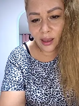 Snapshot of SluttyMilf79 chatting on April 19, 2026, 5:41 am SluttyMilf79 online show from April 19, 2026, 5:41 am