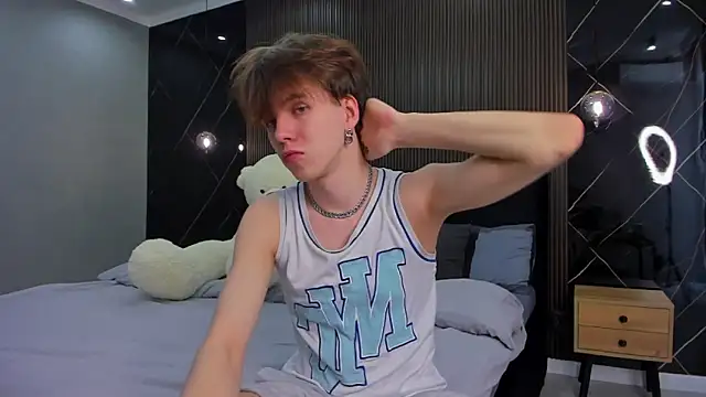 Snapshot of braxiboy chatting on February 2, 2025, 8:24 am braxiboy online show from February 2, 2025, 8:24 am