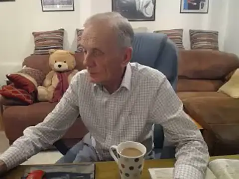 Snapshot of Ferret7777 chatting on September 18, 2025, 7:06 pm Ferret7777 online show from September 18, 2025, 7:06 pm