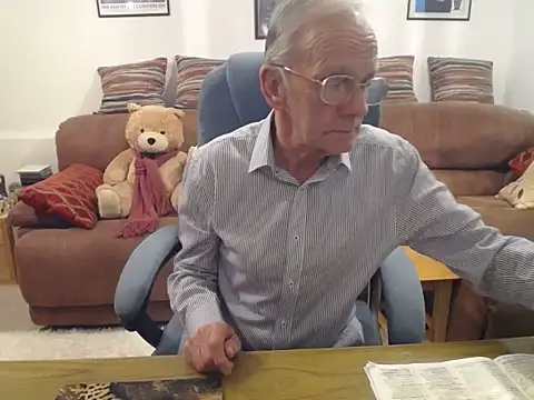 Snapshot of Ferret7777 chatting on November 1, 2025, 9:30 pm Ferret7777 online show from November 1, 2025, 9:30 pm