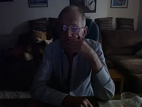 Snapshot of Ferret7777 chatting on November 13, 2025, 11:19 pm Ferret7777 online show from November 13, 2025, 11:19 pm