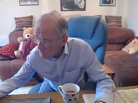 Snapshot of Ferret7777 chatting on September 10, 2025, 1:32 pm Ferret7777 online show from September 10, 2025, 1:32 pm