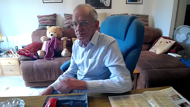 Snapshot of Ferret7777 chatting on September 11, 2025, 12:27 pm Ferret7777 online show from September 11, 2025, 12:27 pm