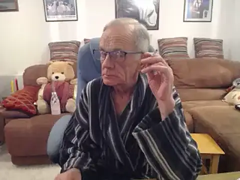 Snapshot of Ferret7777 chatting on March 19, 2025, 7:38 pm Ferret7777 online show from March 19, 2025, 7:38 pm