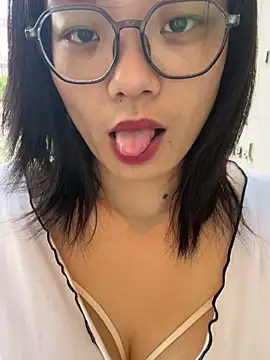 Bella0815 online show from September 9, 2025, 8:02 am